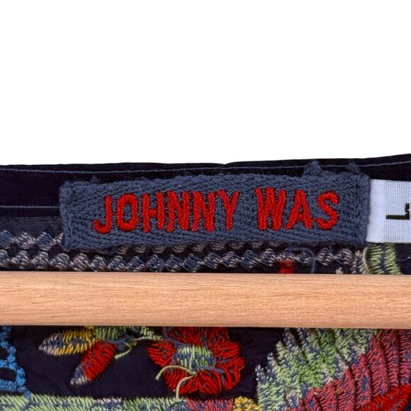 Johnny Was Olivia Embroidered Boho Blouse Top Size Large C79666-2 Floral Bird - Picture 8 of 10